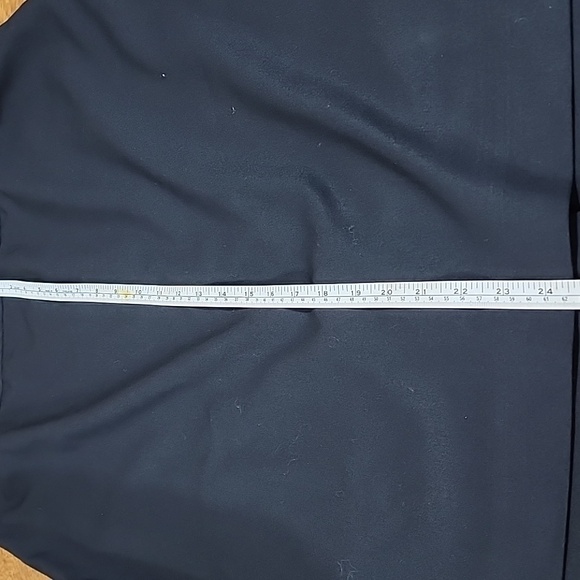 Anne Klein  Side Zip Lined Knee Length Straight black skirt - Picture 6 of 6